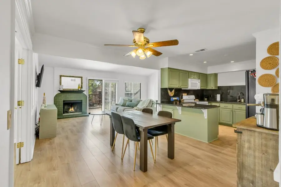 7921 Arcade Lake Ln, Citrus Heights, CA 95610 - #3