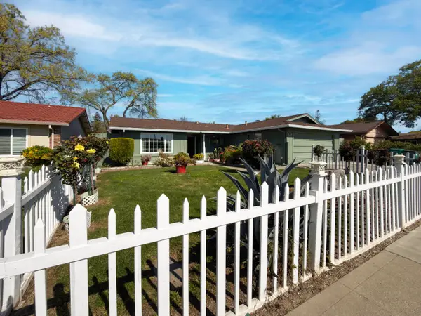 619 E Robinhood Drive, Stockton, CA 95207