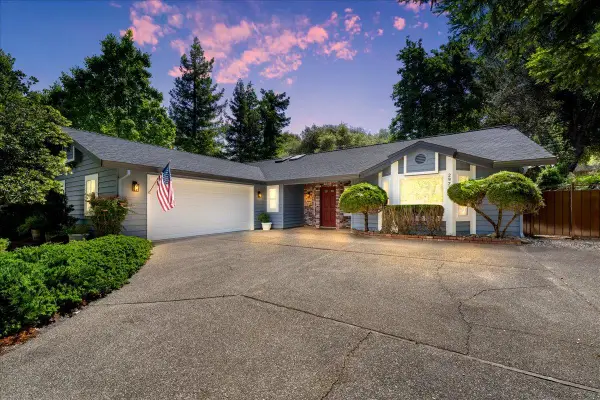 2971 Windsor Court, Rescue, CA 95672
