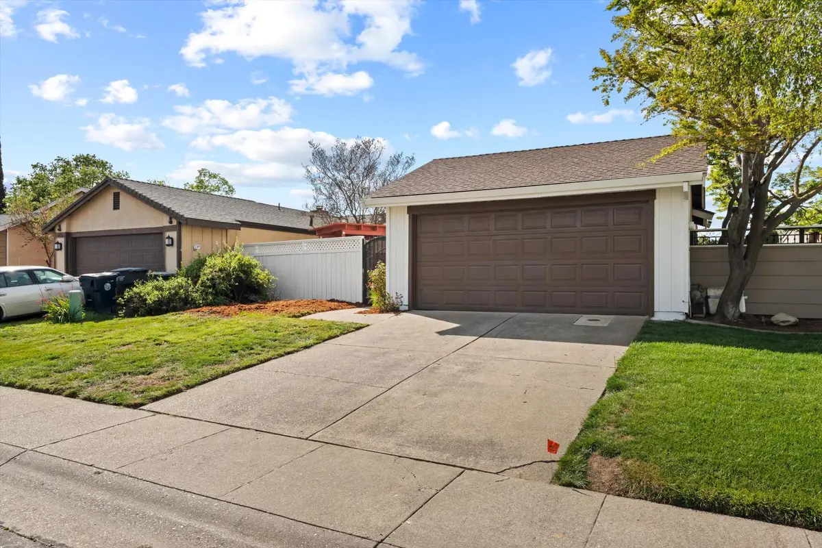 179 Cedar Rock Circle, Sacramento, CA 95823 - #1