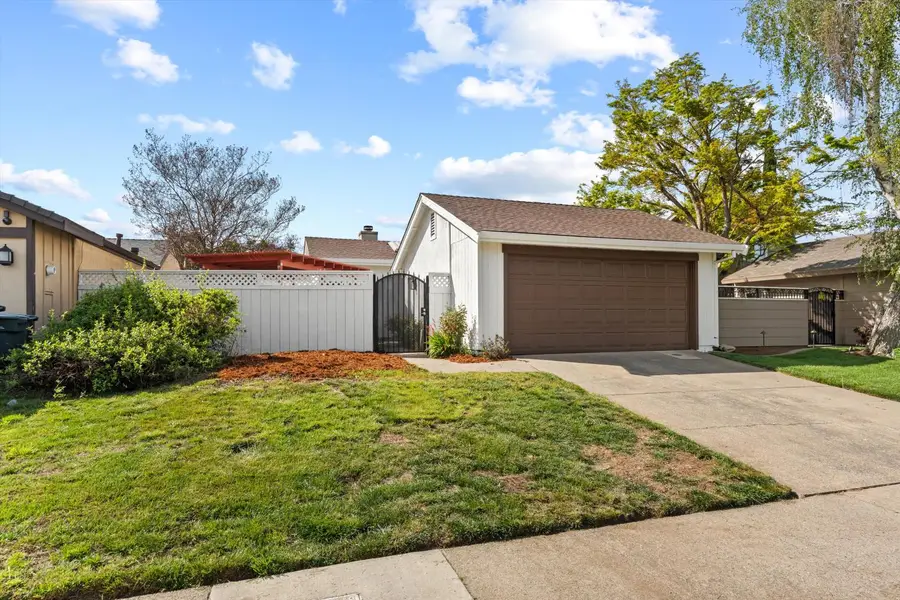 179 Cedar Rock Circle, Sacramento, CA 95823 - #3