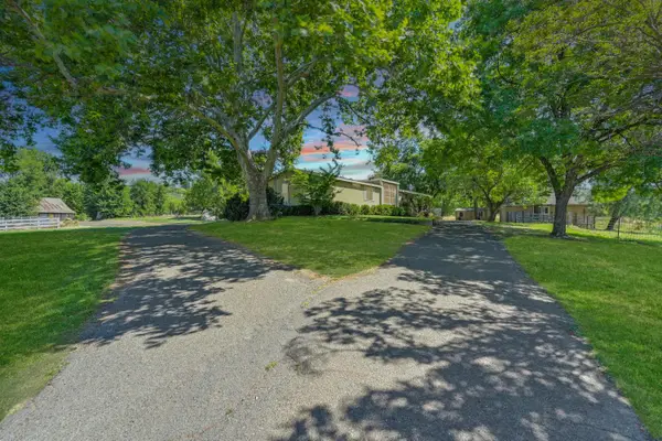 1200 Gold Hill Road, Newcastle, CA 95658