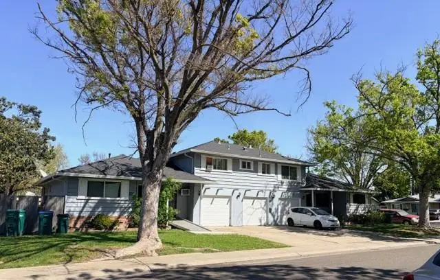 203 Leslie Avenue, Stockton, CA 95207 - #1