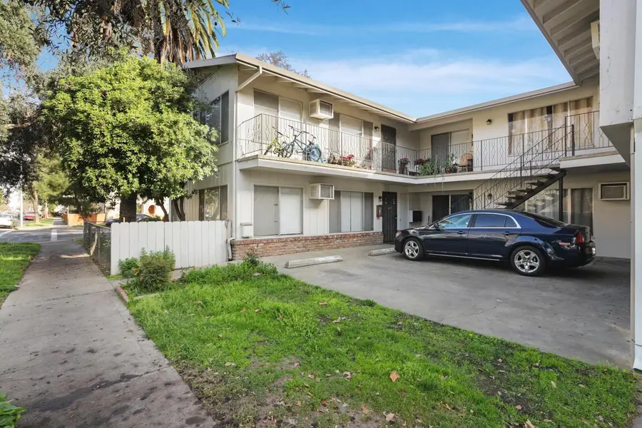 220 E Elm Street, Lodi, CA 95240 - #3