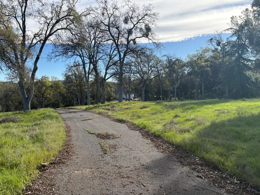 4141 Red Hill Road, Vallecito, CA 95251 - #2