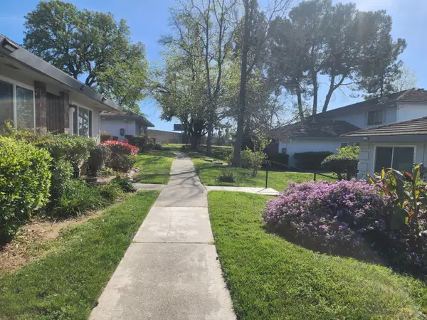 4716 Greenholme Drive #3, Sacramento, CA 95842