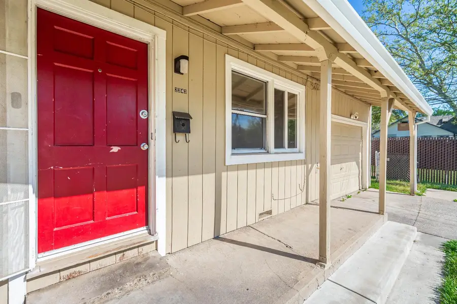 2324 N Edison Ave, Sacramento, CA 95821 - #3