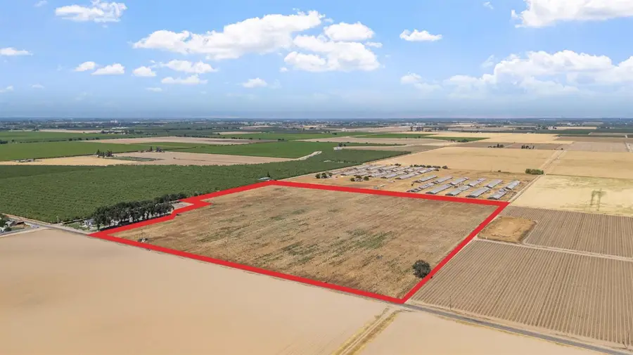 4108 Weir Avenue, Livingston, CA 95334 - #2