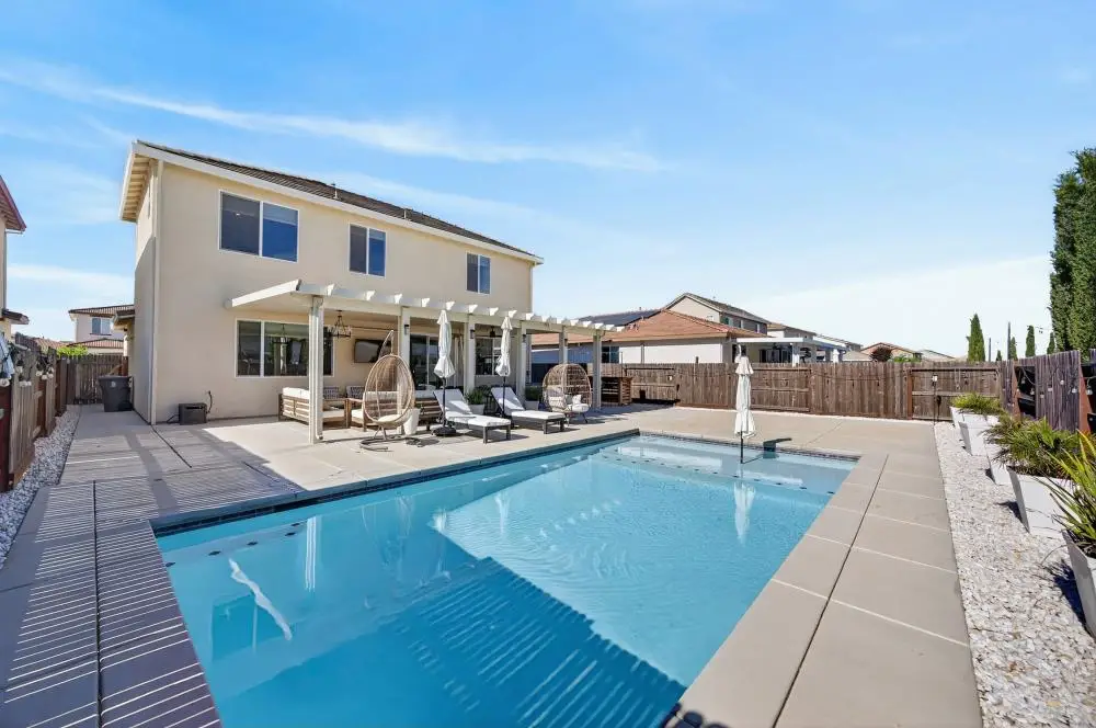 395 Sunol Street, Lathrop, CA 95330 - #1