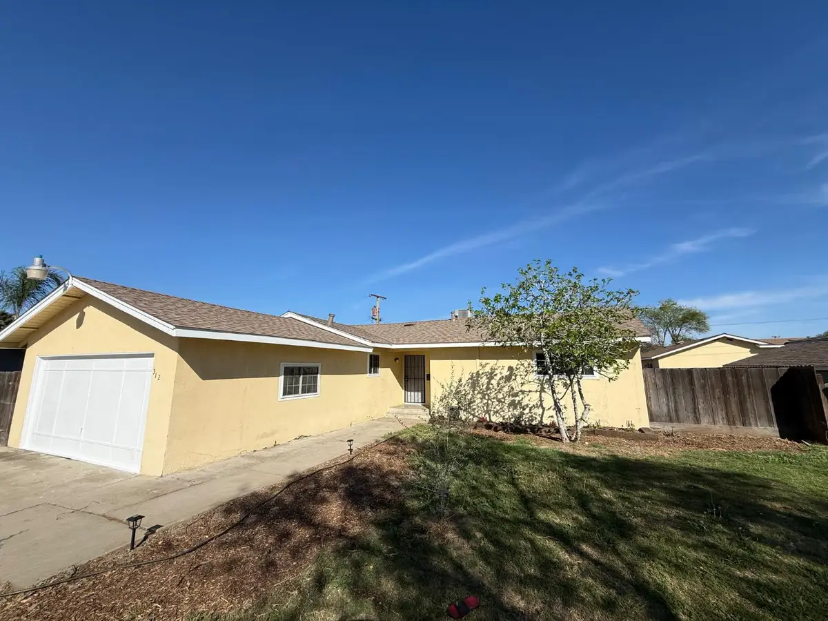 312 N N Santa Ana Street, Los Banos, CA 93635 - #1