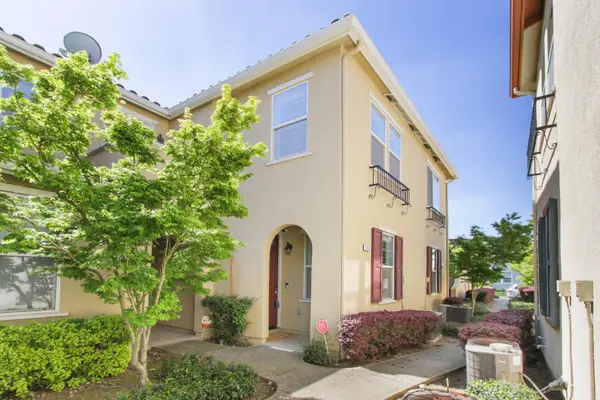 8430 Crystal Walk Circle #65, Elk Grove, CA 95758