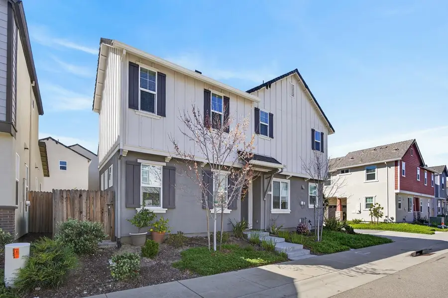 251 Cinema Street, Sacramento, CA 95823 - #3