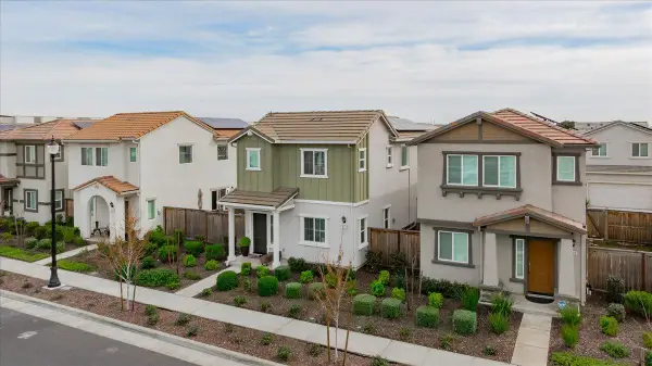 1017 San Anselmo Lane, Roseville, CA 95747