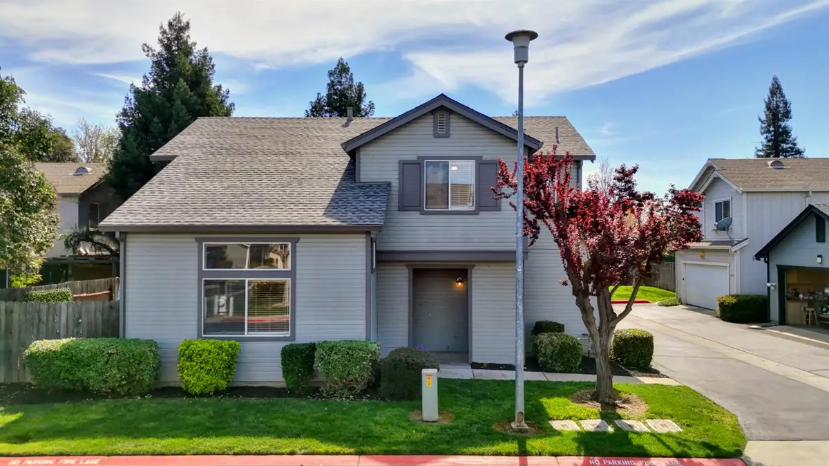 6334 Laguna Mirage Lane, Elk Grove, CA 95758 - #1