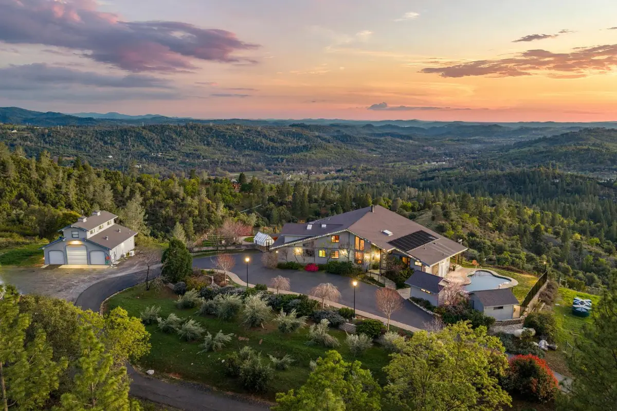 984 Crestview Drive, Murphys, CA 95247 - #1