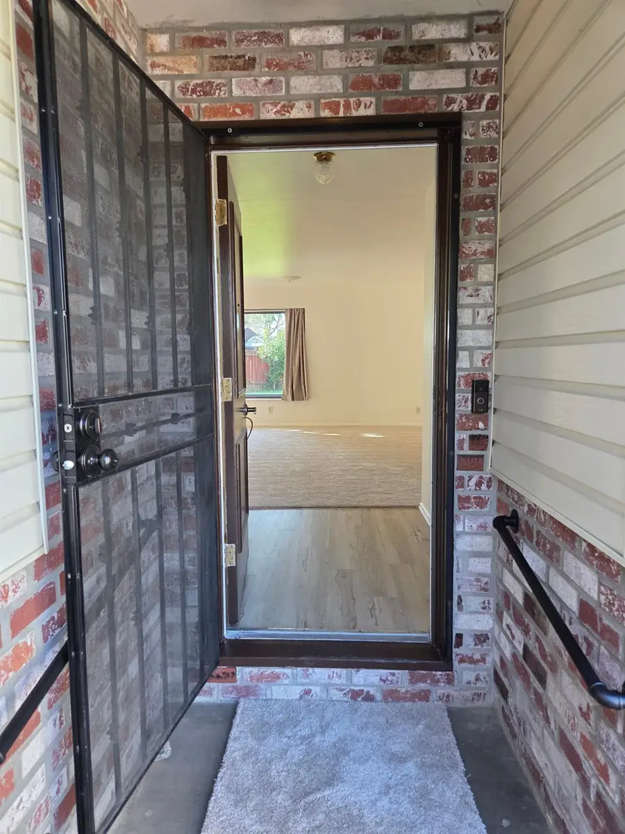 2100 Farnsworth Way, Rancho Cordova, CA 95670 - #2