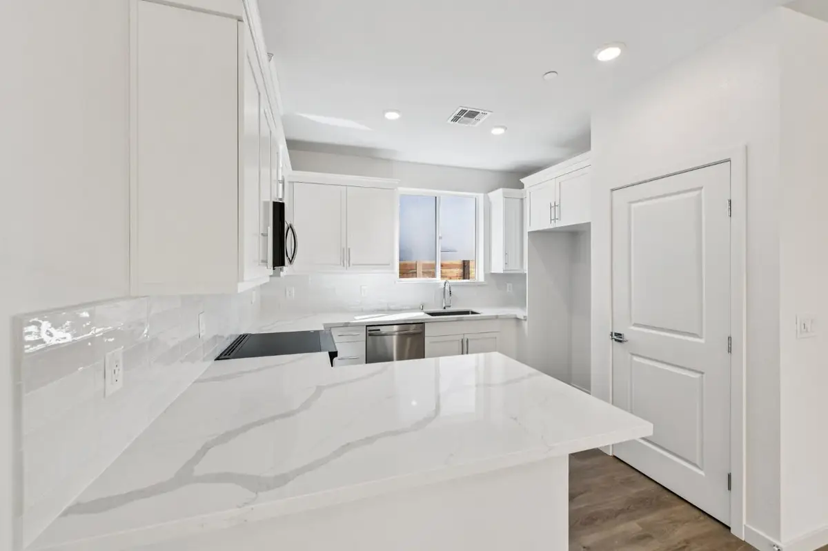 6441 Ventris Walk, Sacramento, CA 95823 - #1