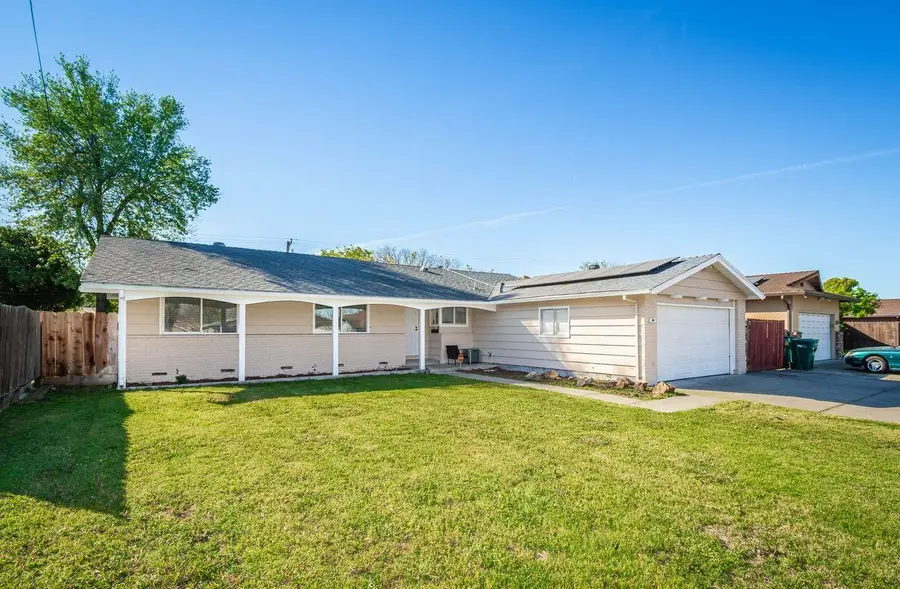 204 Edan Avenue, Stockton, CA 95207 - #2