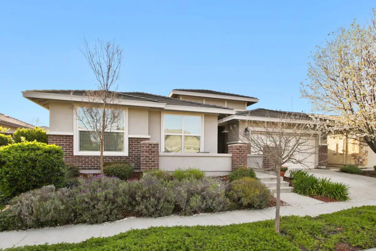 2210 Russell Circle, Woodland, CA 95776 - #1