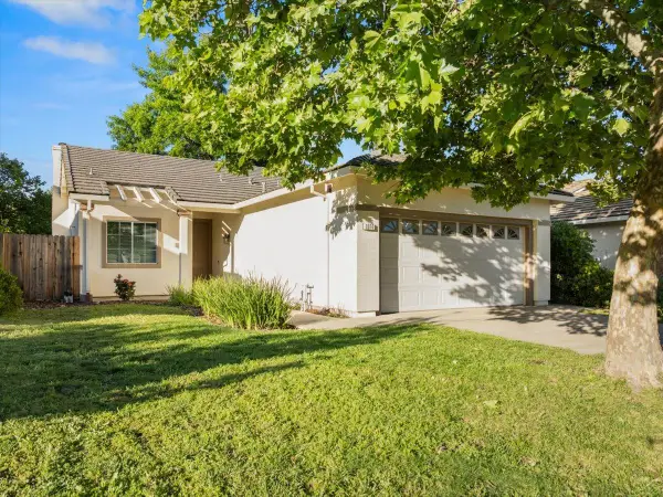 1074 Rathbone Circle, Folsom, CA 95630