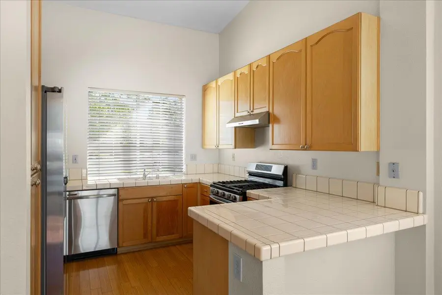 1074 Rathbone Circle, Folsom, CA 95630 - #3