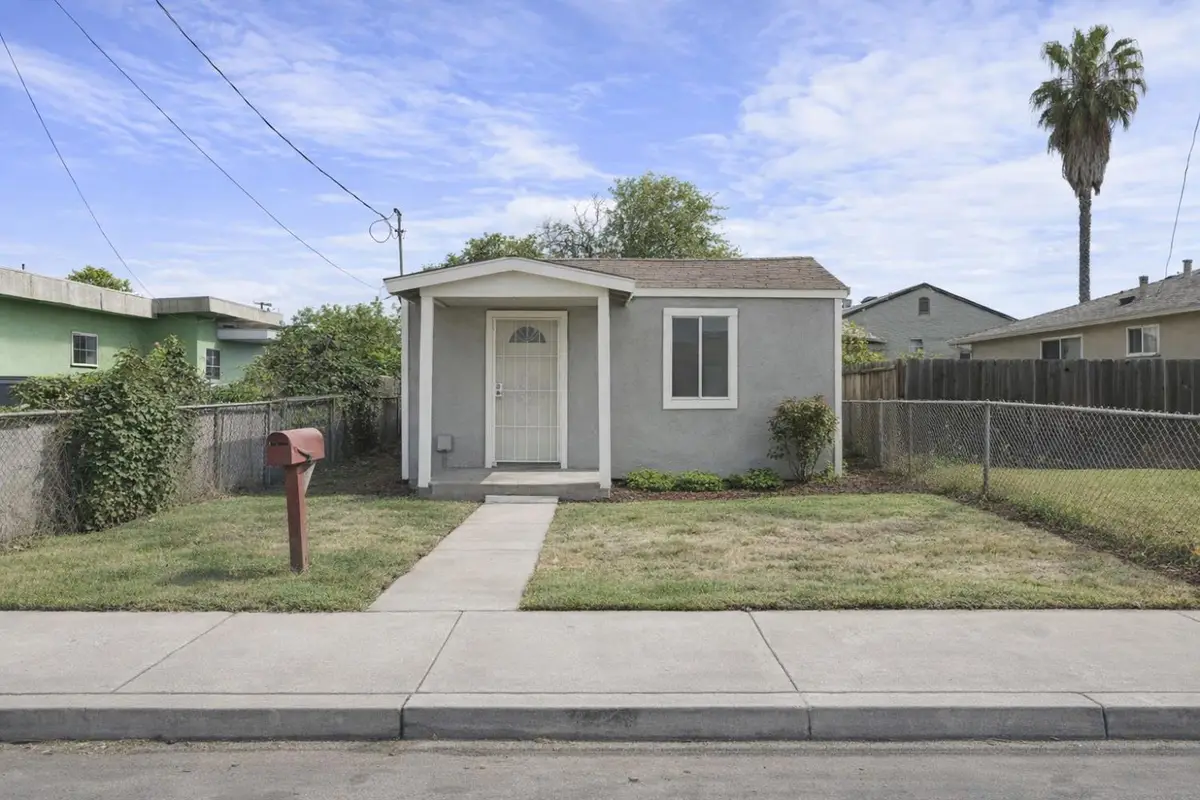 124 S Fresno Avenue, Stockton, CA 95203 - #1