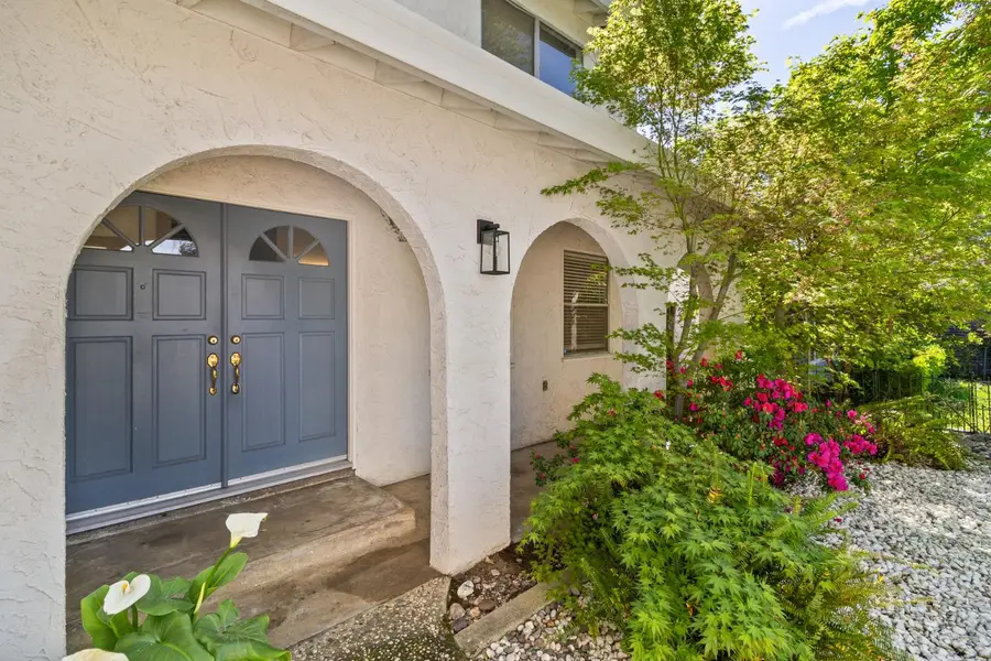 1027 Charleston Circle, Roseville, CA 95661 - #2