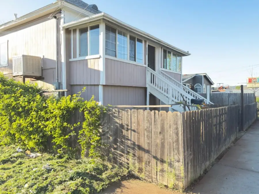 3284 Myers Street, Oroville, CA 95966 - #3