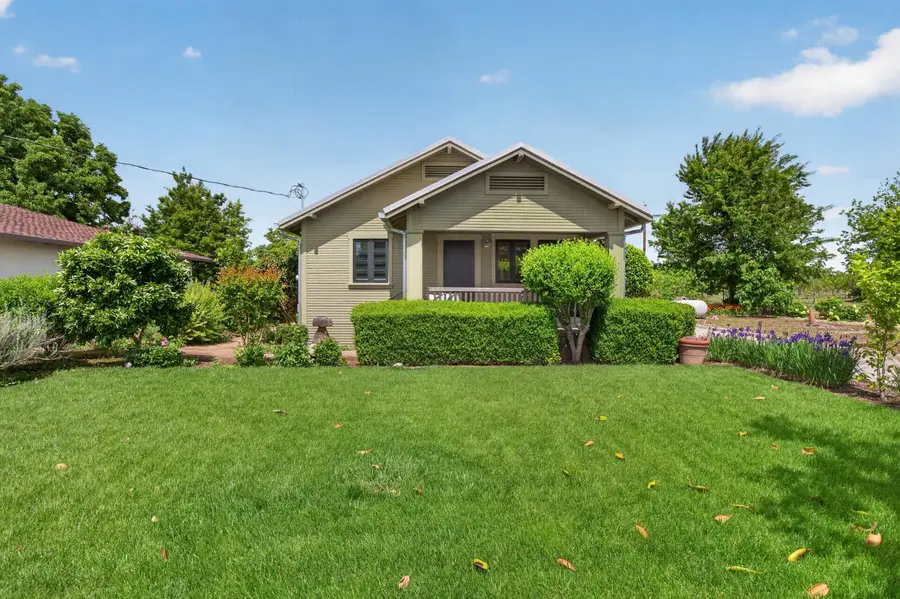 14621 E Eight Mile Road, Linden, CA 95236 - #2