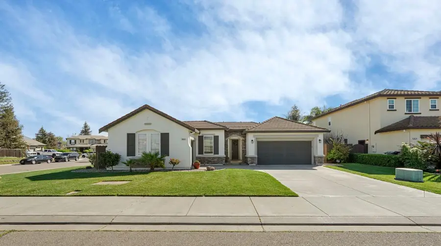 602 S Highland Avenue, Ripon, CA 95366 - #2