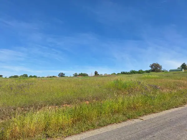 2713 Zelma Way, La Grange, CA 95329