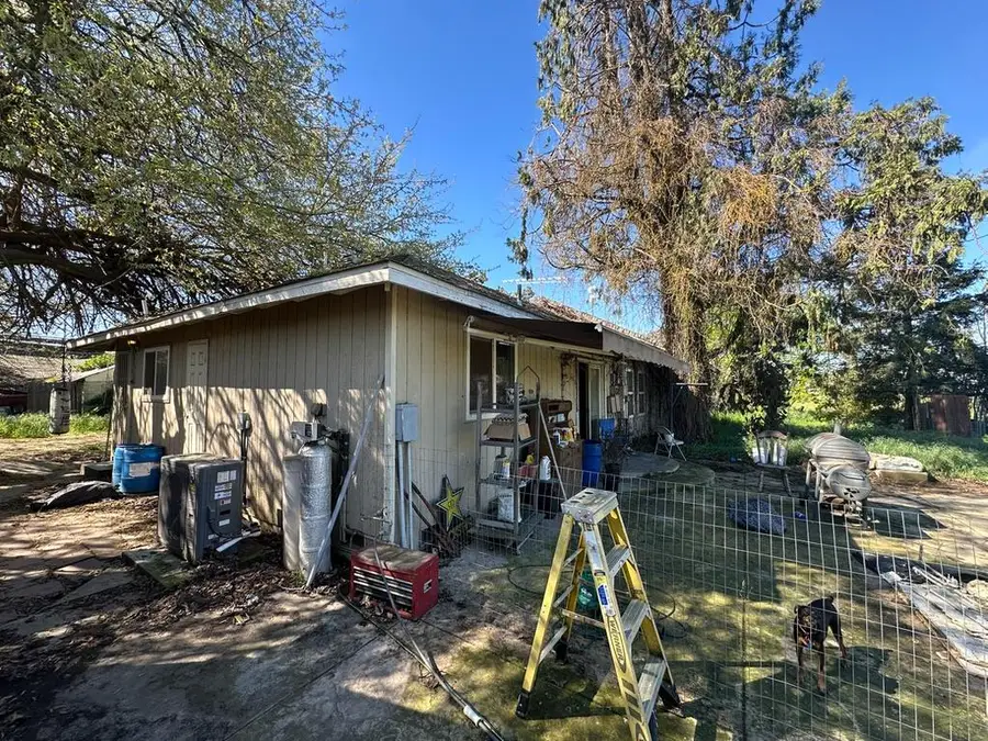 4518 Mountain View Road, Hughson, CA 95326 - #3