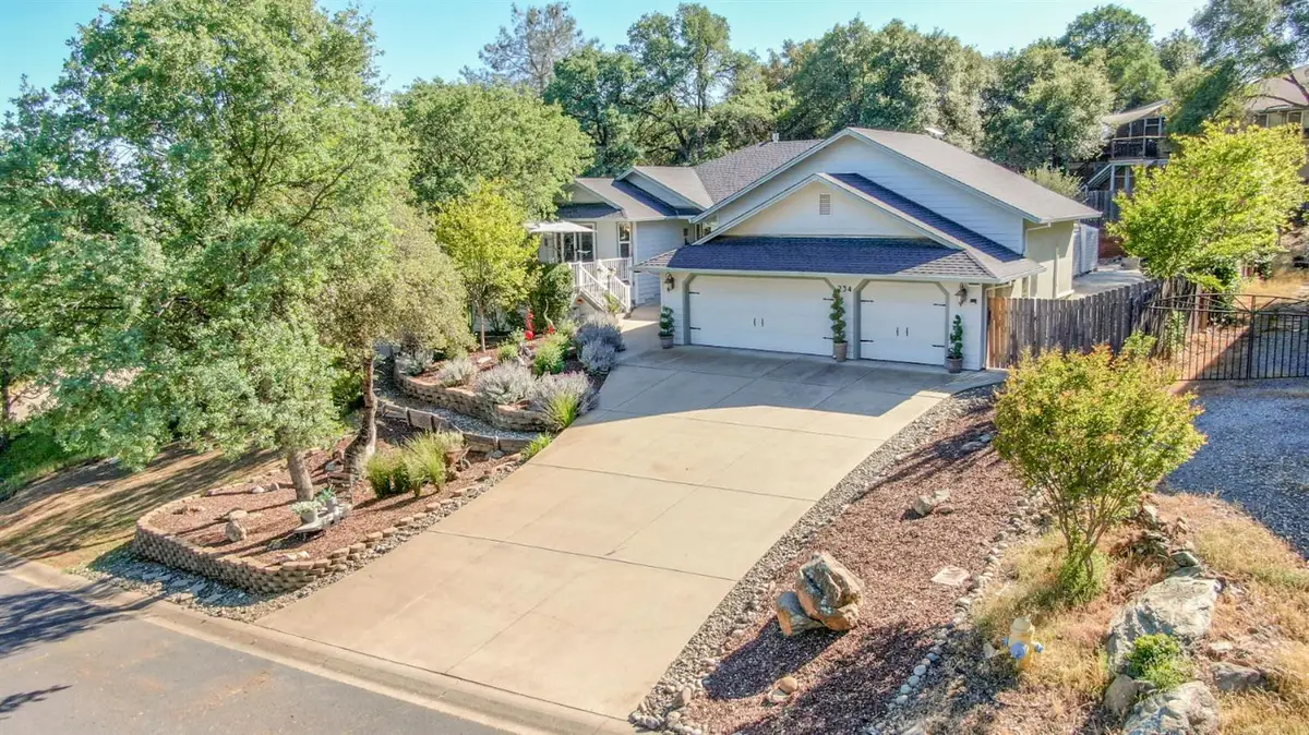 234 Mistletoe Court, Angels Camp, CA 95222 - #1