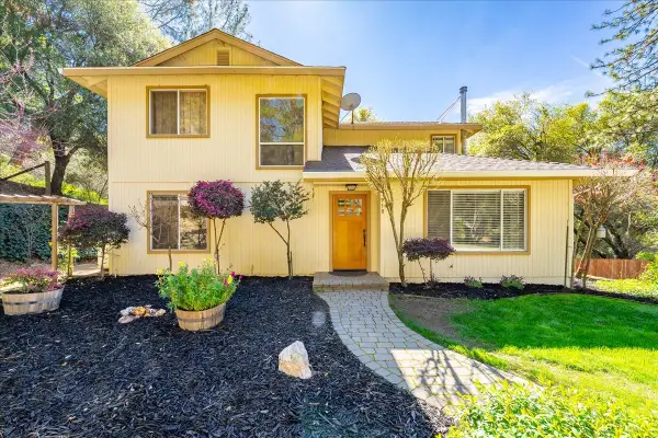 918 Woodpecker Court, Placerville, CA 95667