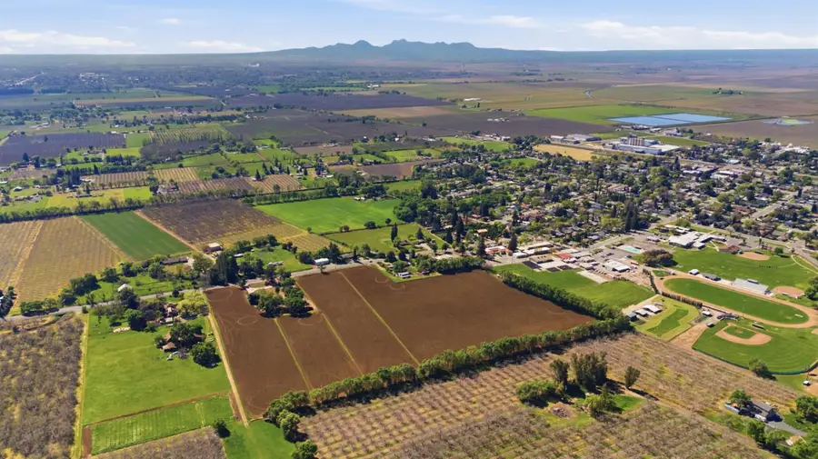 218 B Street, Biggs, CA 95917 - #2