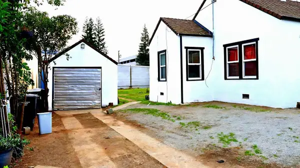 1332 Dixieanne Avenue, Sacramento, CA 95815