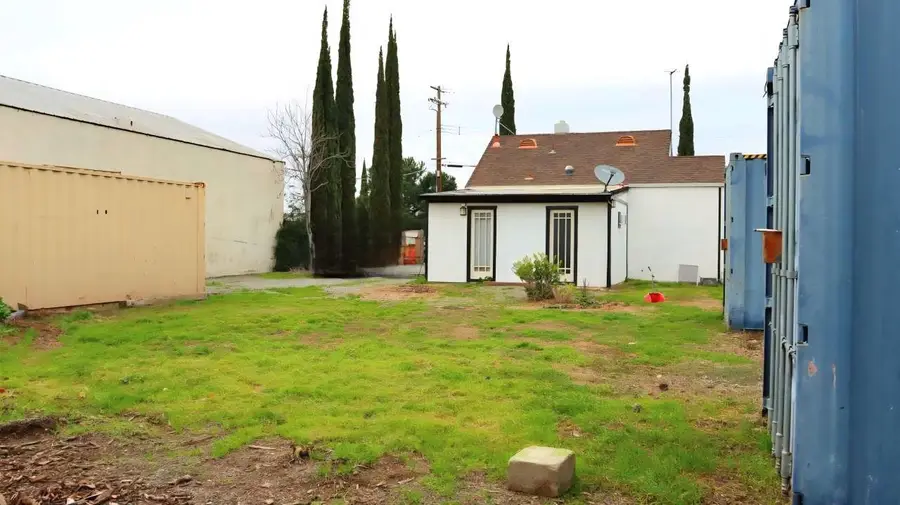 1332 Dixieanne Avenue, Sacramento, CA 95815 - #2