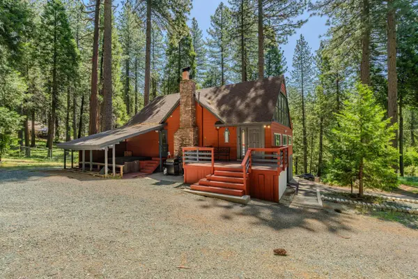 19541 Woodridge Drive, Pioneer, CA 95666