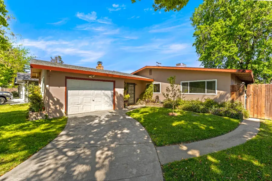 8230 Butternut Drive, Citrus Heights, CA 95621 - #2