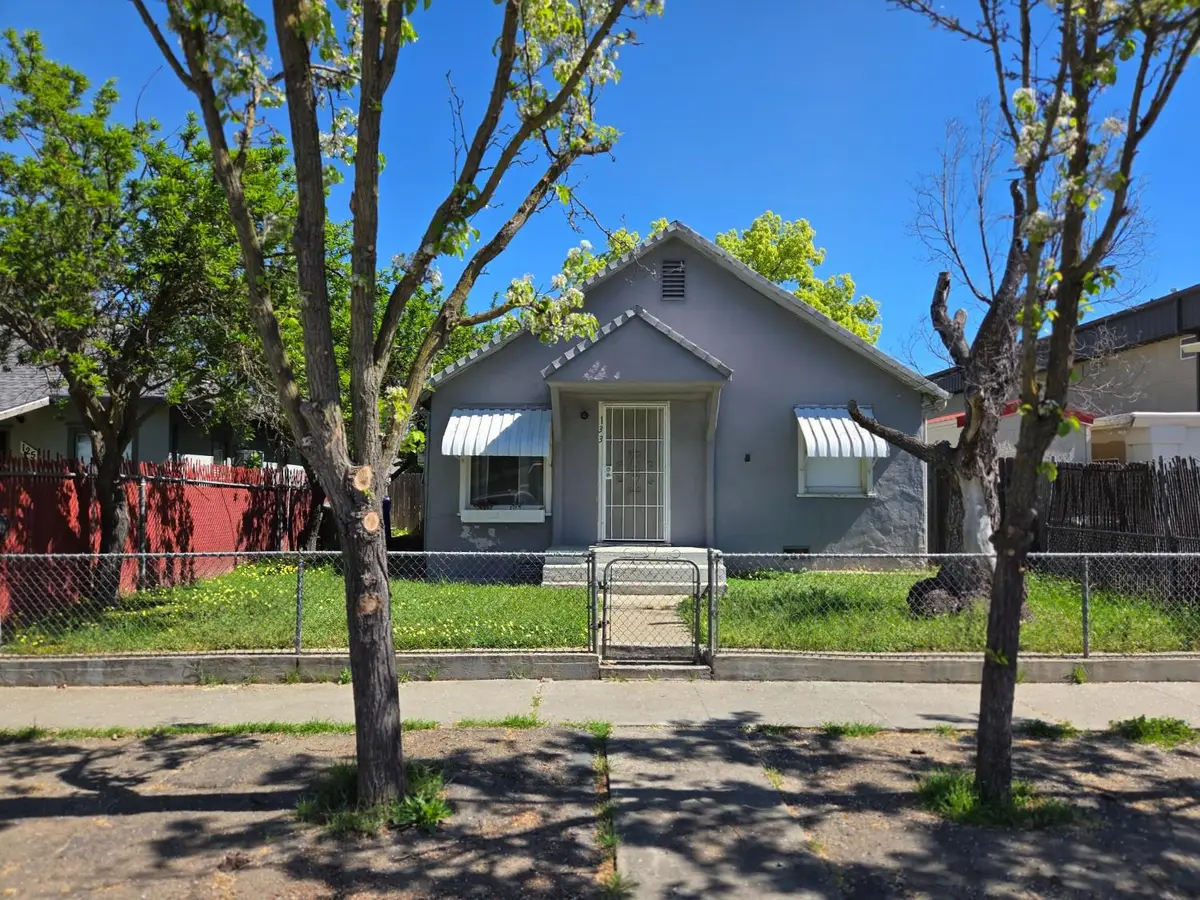 133 5th Street, Galt, CA 95632 - #1