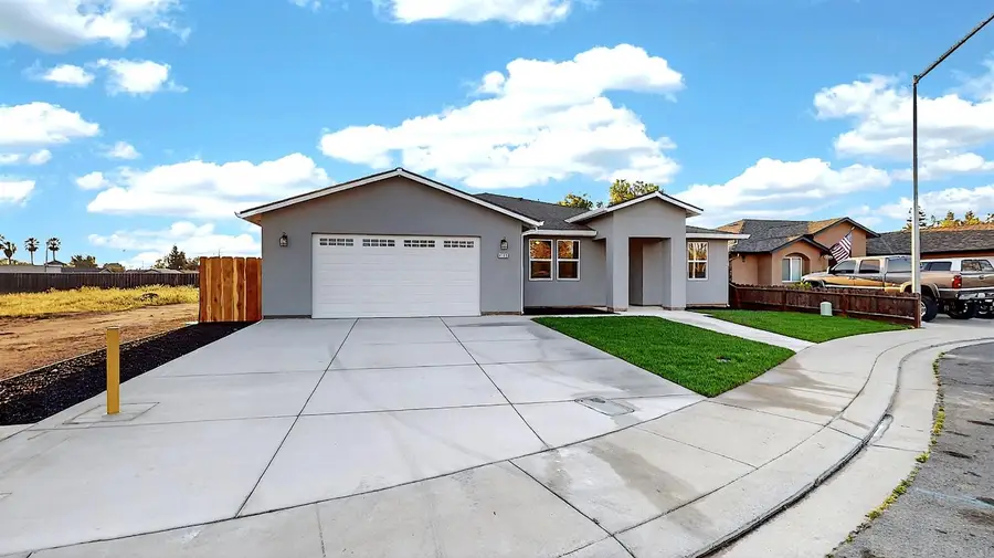 4105 Chica Avenue, Denair, CA 95316 - #2