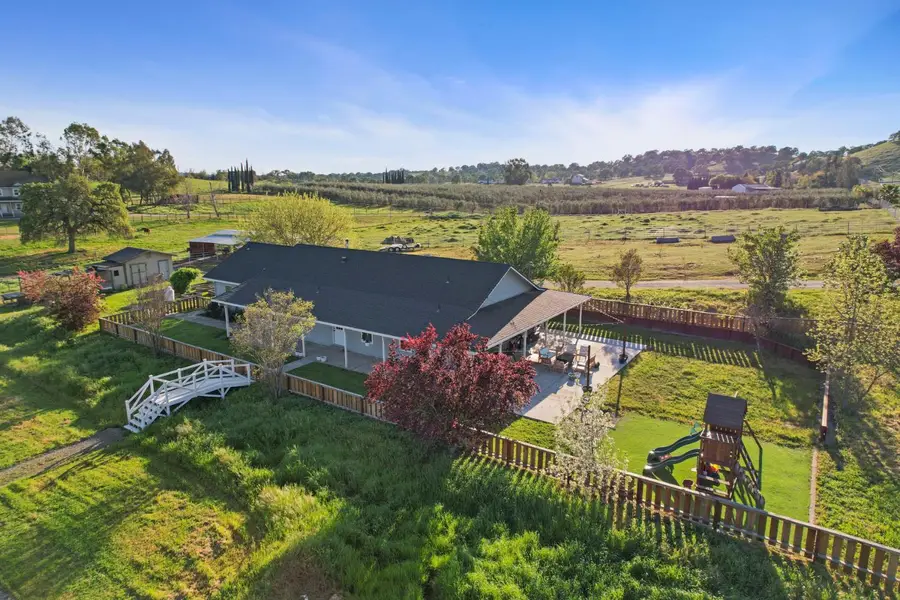 7851 Chardonnay Place, Valley Springs, CA 95252 - #2