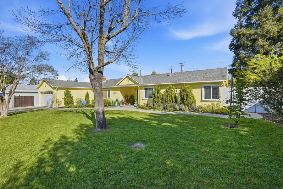 4623 Hazelwood Avenue, Sacramento, CA 95821 - #2