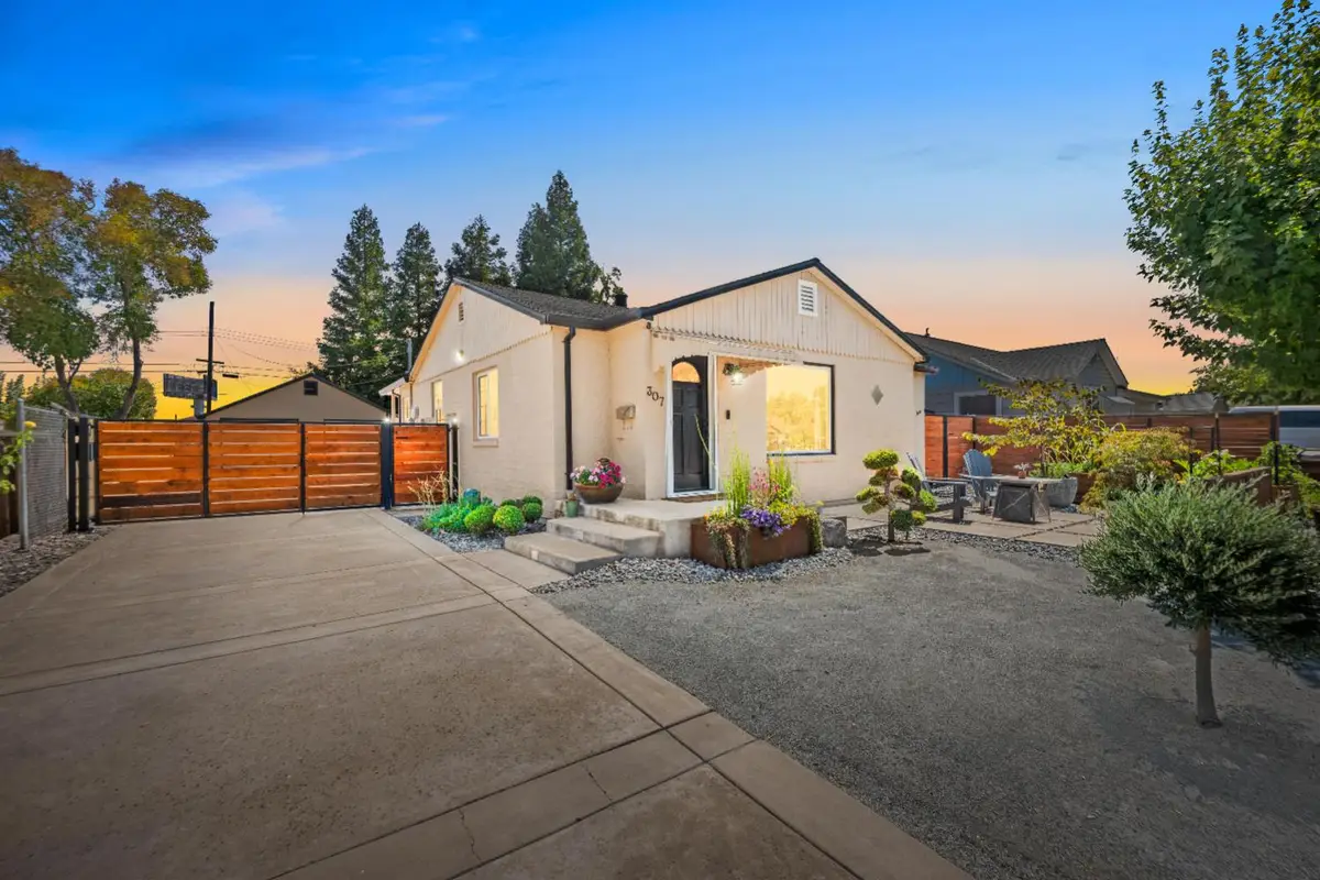 307 Toyon Way, Roseville, CA 95678 - #1