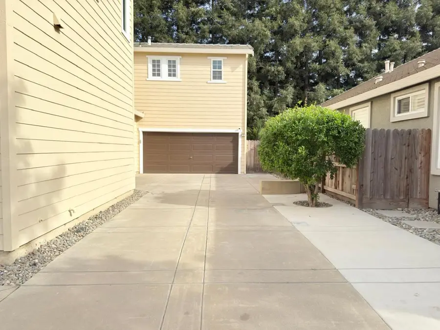 1463 Estrella Way, Turlock, CA 95382 - #2