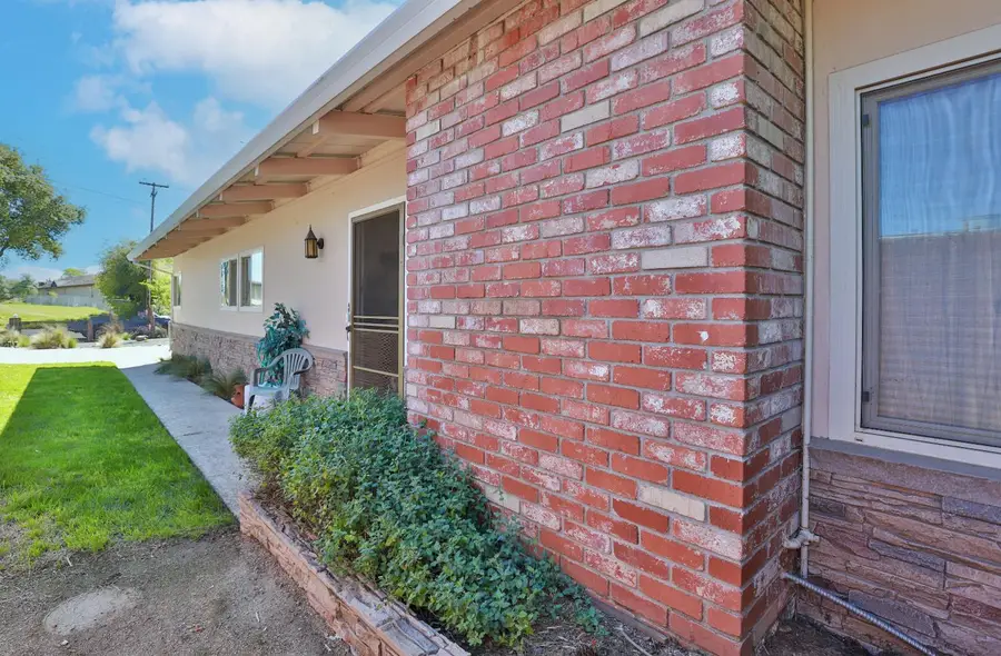 158 Terry, Auburn, CA 95603 - #3