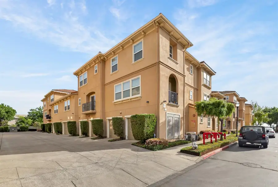 4800 Westlake Parkway #704, Sacramento, CA 95835 - #2