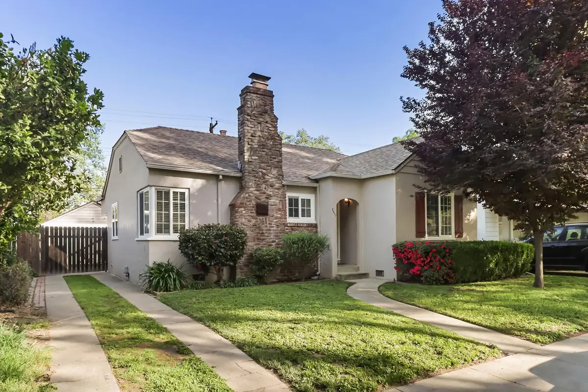 2711 17th Street, Sacramento, CA 95818 - #1