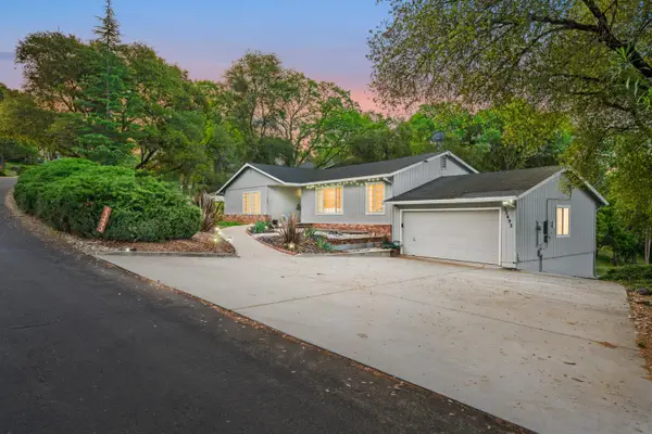 23493 Rolling Hills Court, Auburn, CA 95602