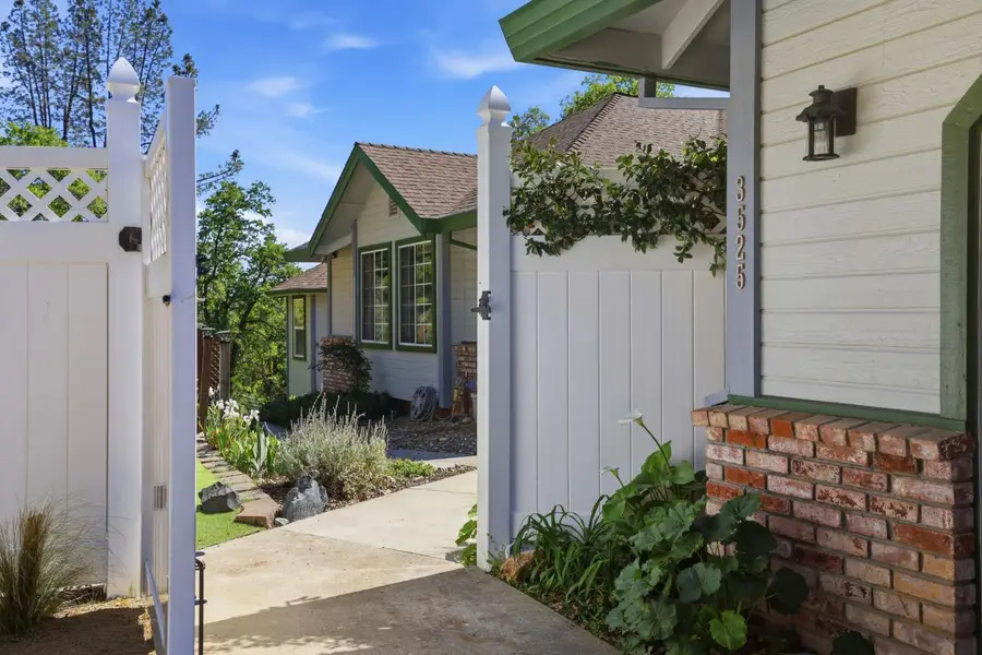 3525 Thorson Drive, Placerville, CA 95667 - #3